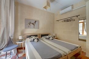 Central and Cosy 2BR Apartment in Valletta