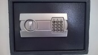 Apartment - Sleeps 3 & Swimming Pool