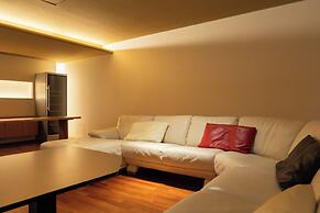 Azabu Modern House