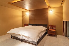 Azabu Modern House