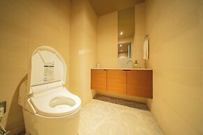 Azabu Modern House