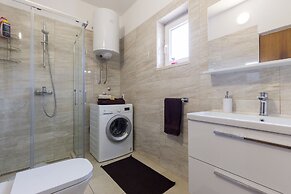 Apartment Ani