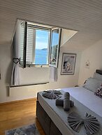 Indy's Beach Apartments