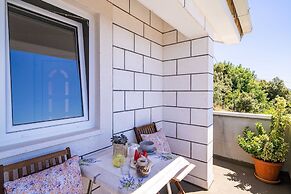 Apartments Lovro