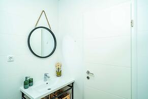 Apartments Lovro