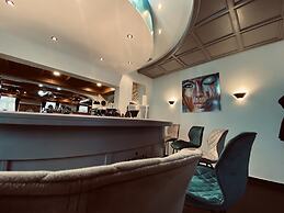 E&D Hotel