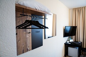 E&D Hotel
