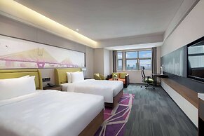 Ramada by Wyndham Wuhan Jiangan