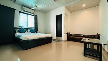 Farmhouse Residency
