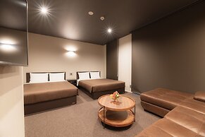 GRAND BASE Hakata Premium