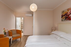 Apartment & Rooms Savonari