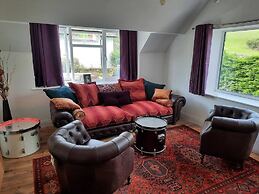 3 Bed Barn - Sleeps up to 6 - Parking - Wifi