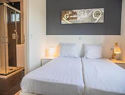Modern, Spacious, Detached Holiday Home, Near Alkmaar