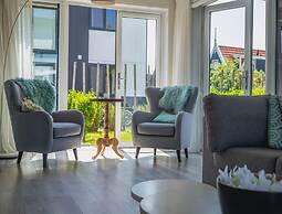 Modern, Spacious, Detached Holiday Home, Near Alkmaar