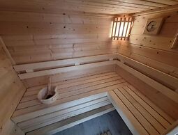 Modern, Spacious, Detached Holiday Home, Near Alkmaar