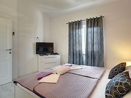 Holiday Home in Medulin With Private Pool