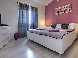 Holiday Home in Medulin With Private Pool