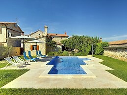 Holiday Home Vodnjan With Private Pool