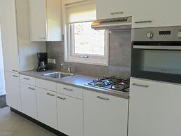 Comfy Chalet With Dishwasher