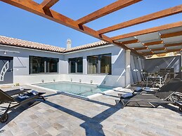 Holiday Home in Galizana With Pool & Beach