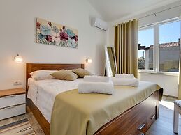 Holiday Home in Galizana With Pool & Beach