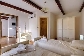 Holiday Home in Golas With Private Pool