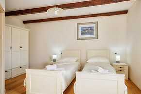 Holiday Home in Golas With Private Pool