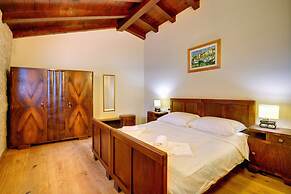 Holiday Home in Golas With Private Pool