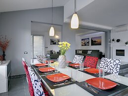 Villa in Pula Near Beach With Private Pool