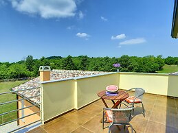 Villa in Pazin With Private Pool