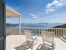 Modern Villa in Vasiliki with Swimming Pool & Hot Tub