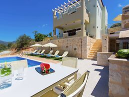 Villas in Crete With Private Pool & Beaches