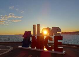 Apartment in Nice Near the Promenade des Anglais