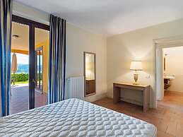 Spacious Apartment in Rancone With Lake View