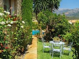Rustic House in Mancor With Pool