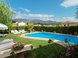 Rustic House in Mancor With Pool