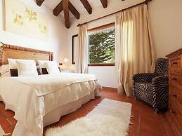 Rustic House in Mancor With Pool