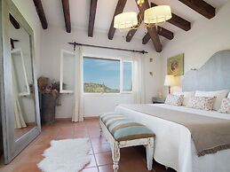 Rustic House in Mancor With Pool