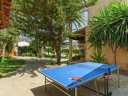Rustic House in Mancor With Pool