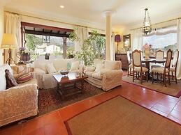 Rustic House in Mancor With Pool