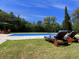 Beautiful Villa With Swimming Pool