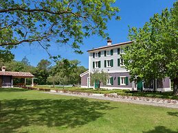 Beautiful Villa With Swimming Pool