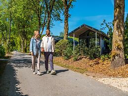 Comfortable Chalet Near Park De Veluwe