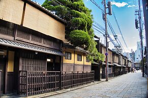Kanade ShijoShinmachi