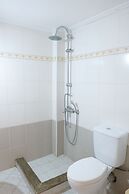 Charming 2-bed Apartment in Sarandë