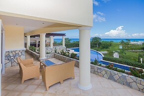 Pristine Bay 1108 4 Bedroom Home by RedAwning