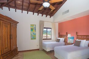 Pristine Bay 1108 4 Bedroom Home by RedAwning