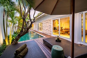 Splendid Private Villa, 2 BR, Canggu With Staff