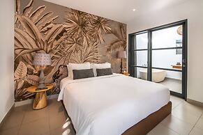 Splendid Private Villa, 2 BR, Canggu With Staff