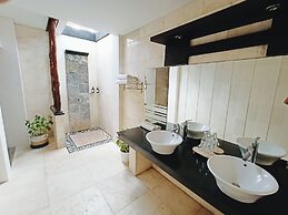 Harmony Villa Dua